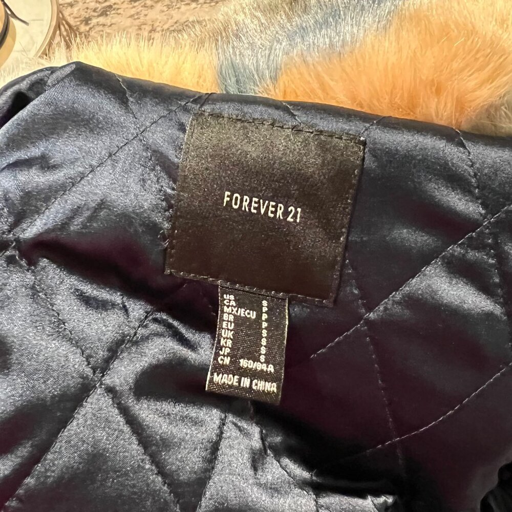 *SOLD* Forever21 Small Brown Jacket – Faux Fur Trendy Outerwear - Picture 2 of 8